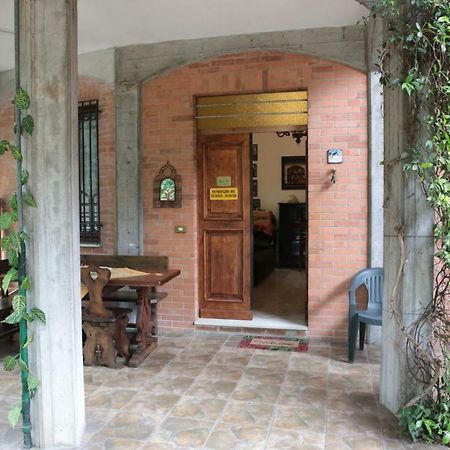 Al Parco Bed & Breakfast Curtatone Exterior photo